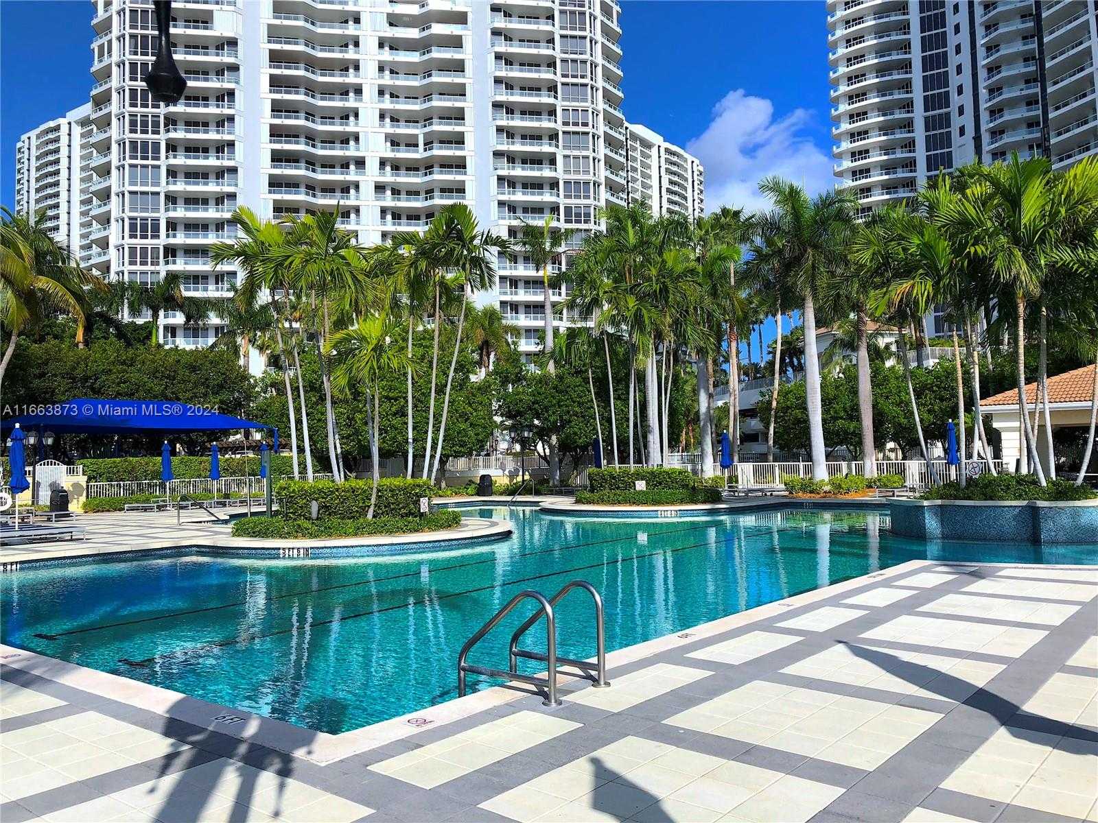 Small Image of 21050 POINT PL #904, Aventura Number 45