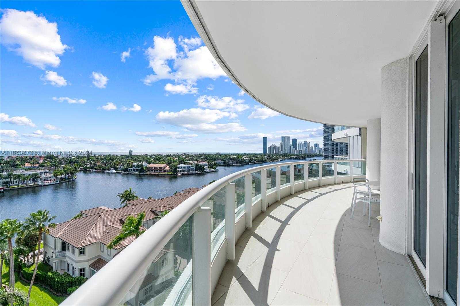 Small Image of 21050 POINT PL #904, Aventura Number 9