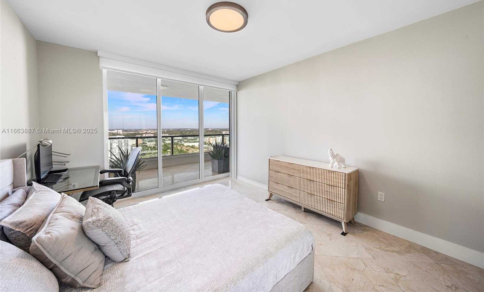 Small Image of 3201 NORTH EAST 183RD ST #GS3107, Aventura Number 30