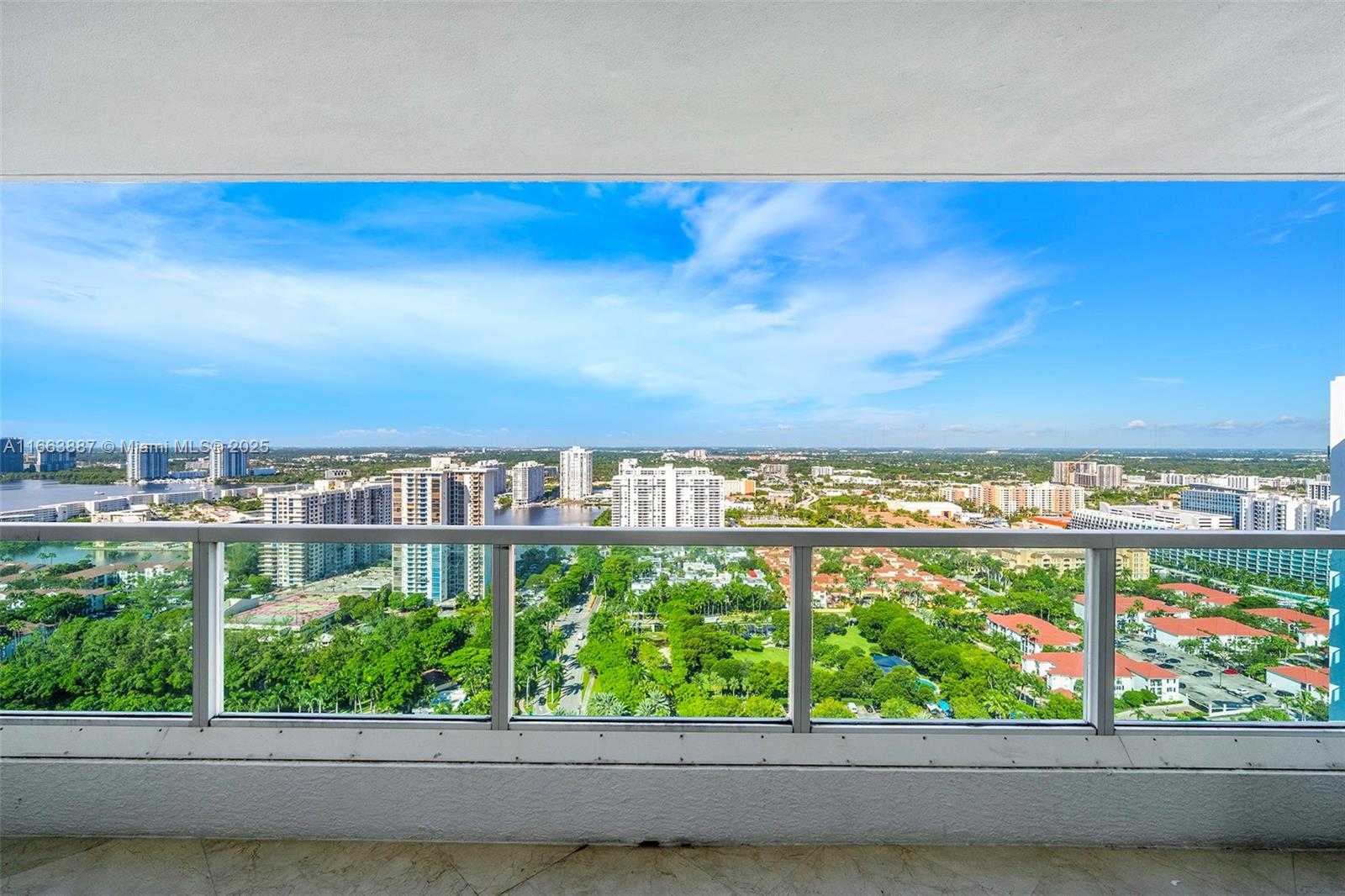 Small Image of 3201 NORTH EAST 183RD ST #GS3107, Aventura Number 44