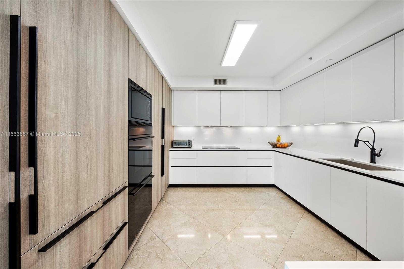 Small Image of 3201 NORTH EAST 183RD ST #GS3107, Aventura Number 7