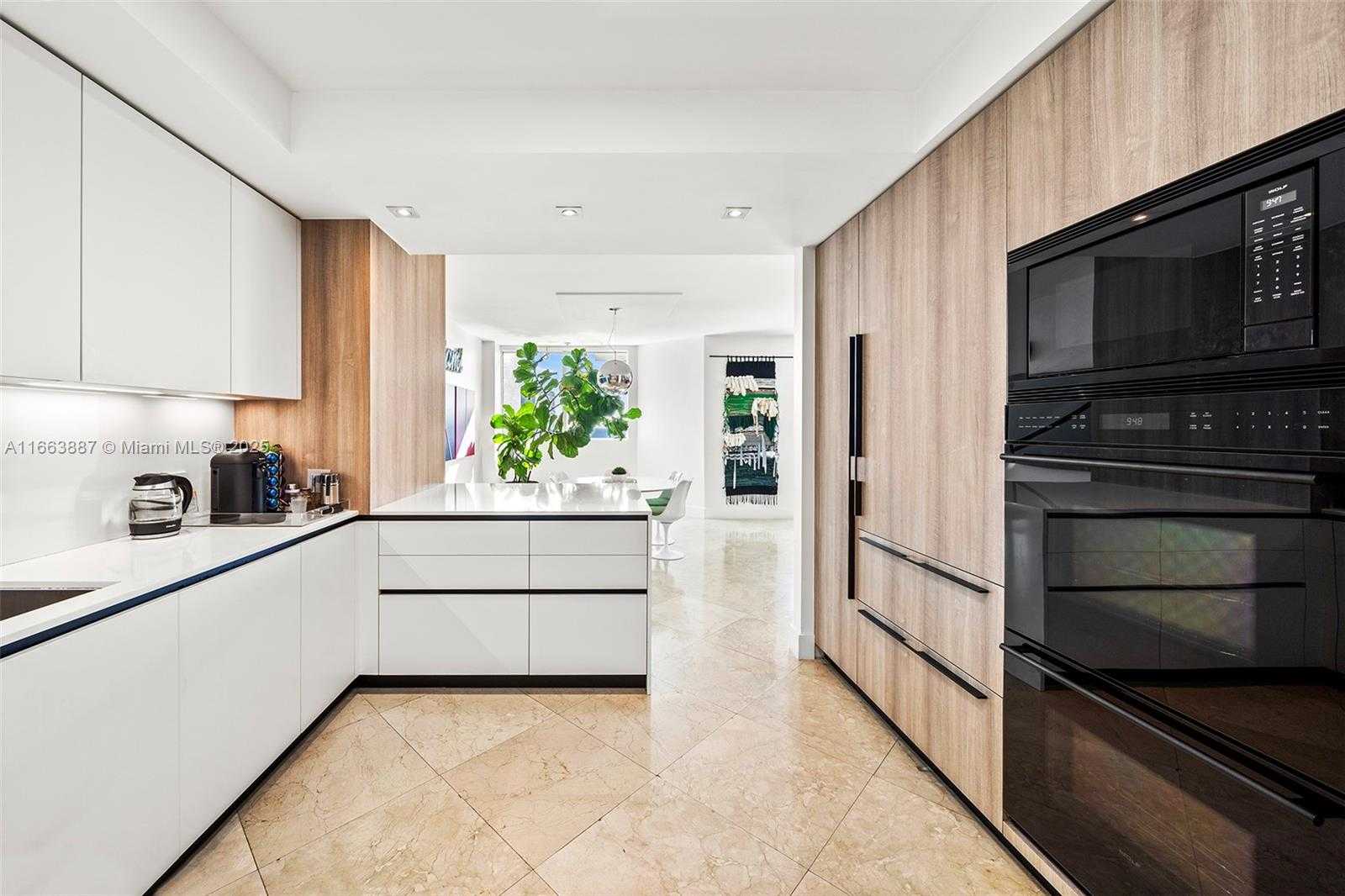 Small Image of 3201 NORTH EAST 183RD ST #GS3107, Aventura Number 8