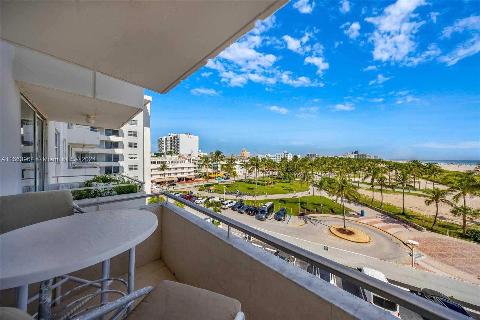 Small Image of 465 OCEAN DRIVE #619, Miami Beach Number 15