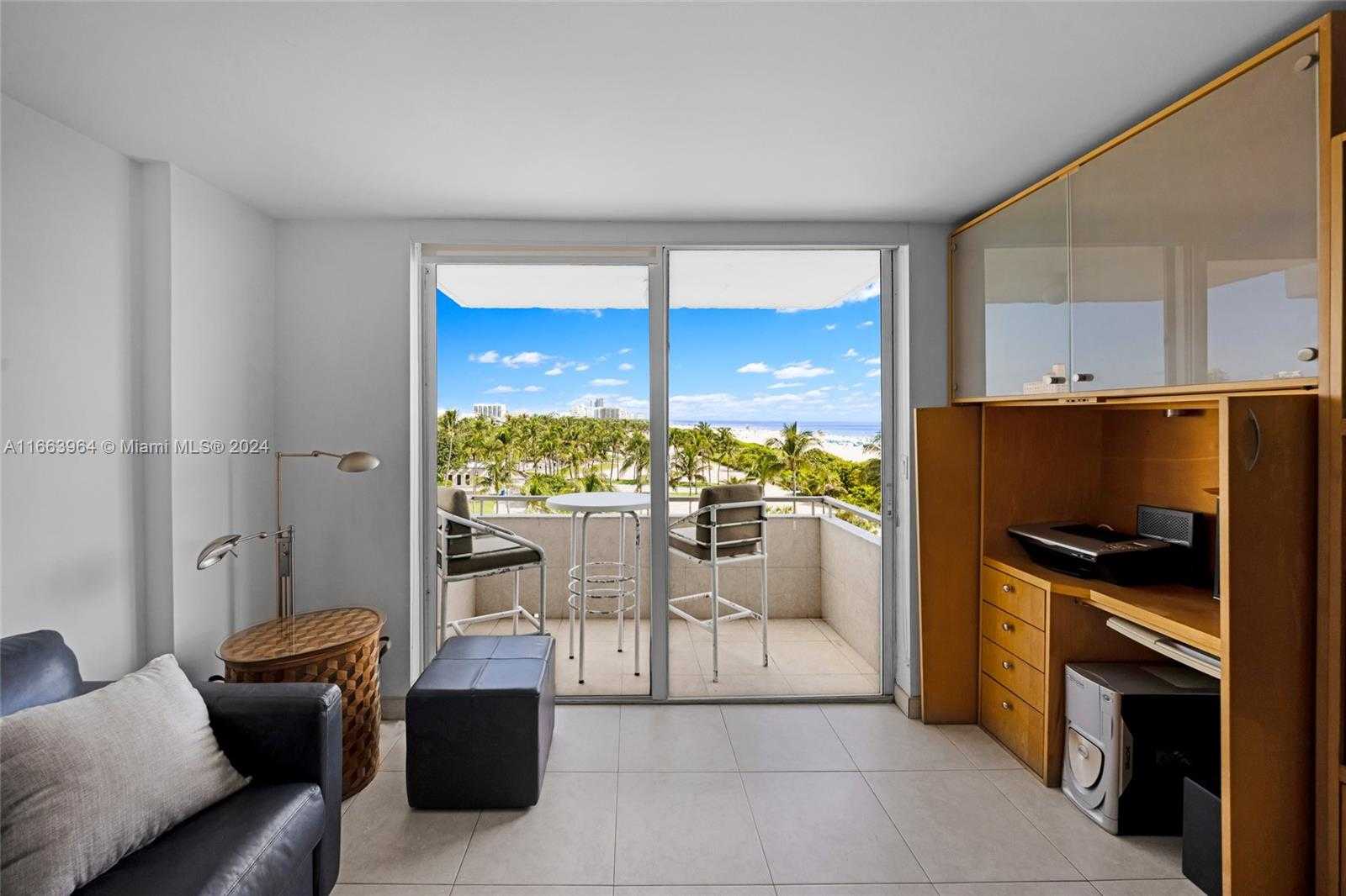 Small Image of 465 OCEAN DRIVE #619, Miami Beach Number 2