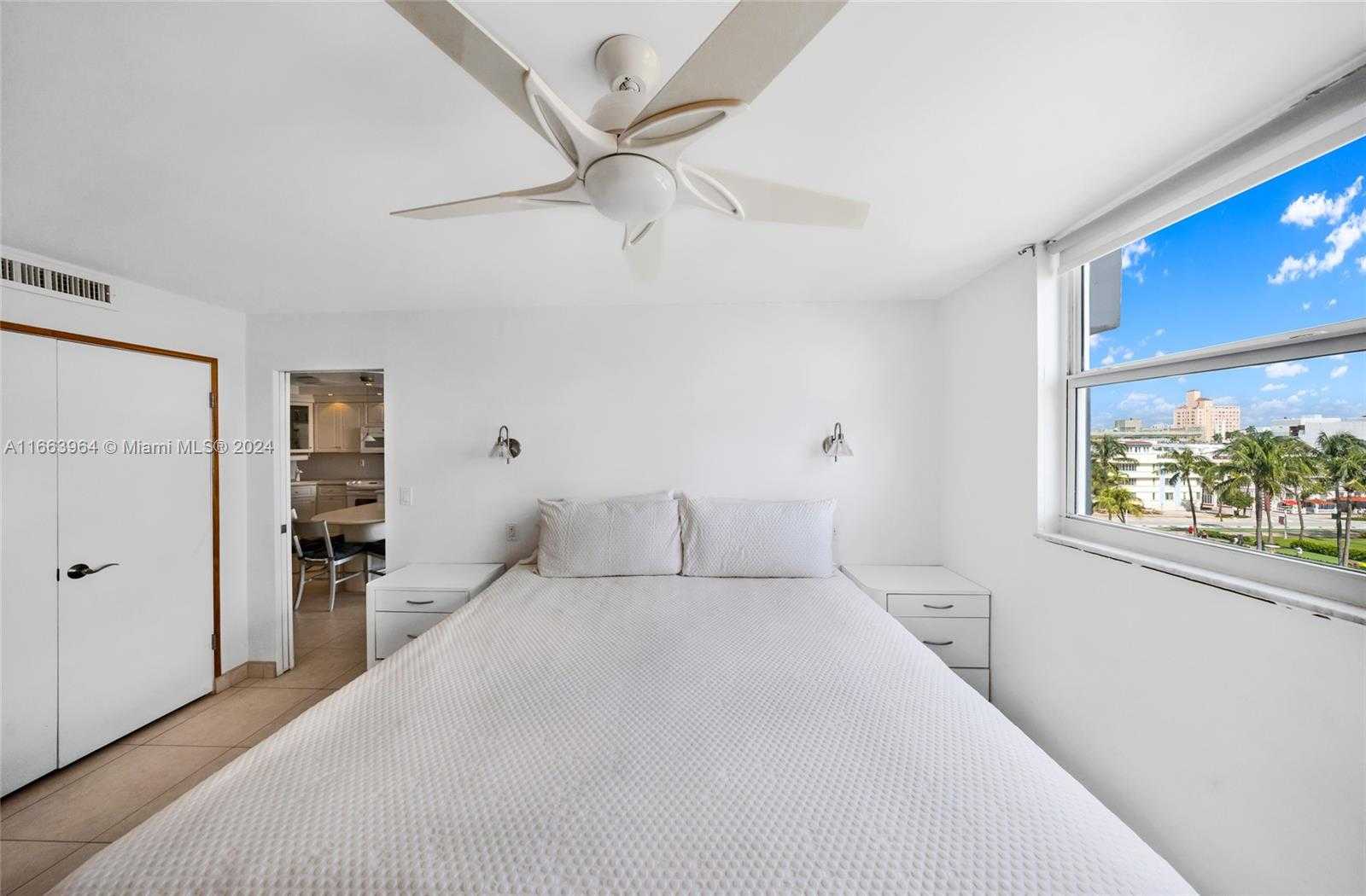 Small Image of 465 OCEAN DRIVE #619, Miami Beach Number 20