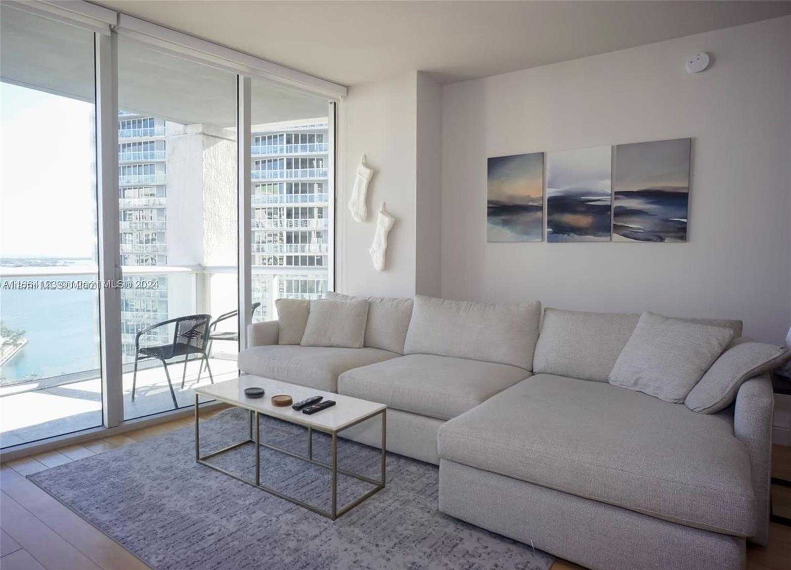Small Image of 475 BRICKELL AVE #3107, Miami Number 6