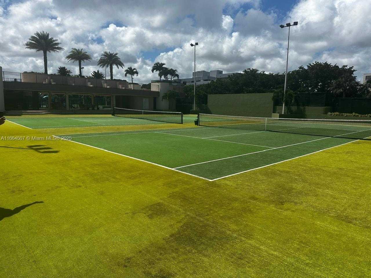 Small Image of 1800 NORTH EAST 114TH ST #401, Miami Number 10