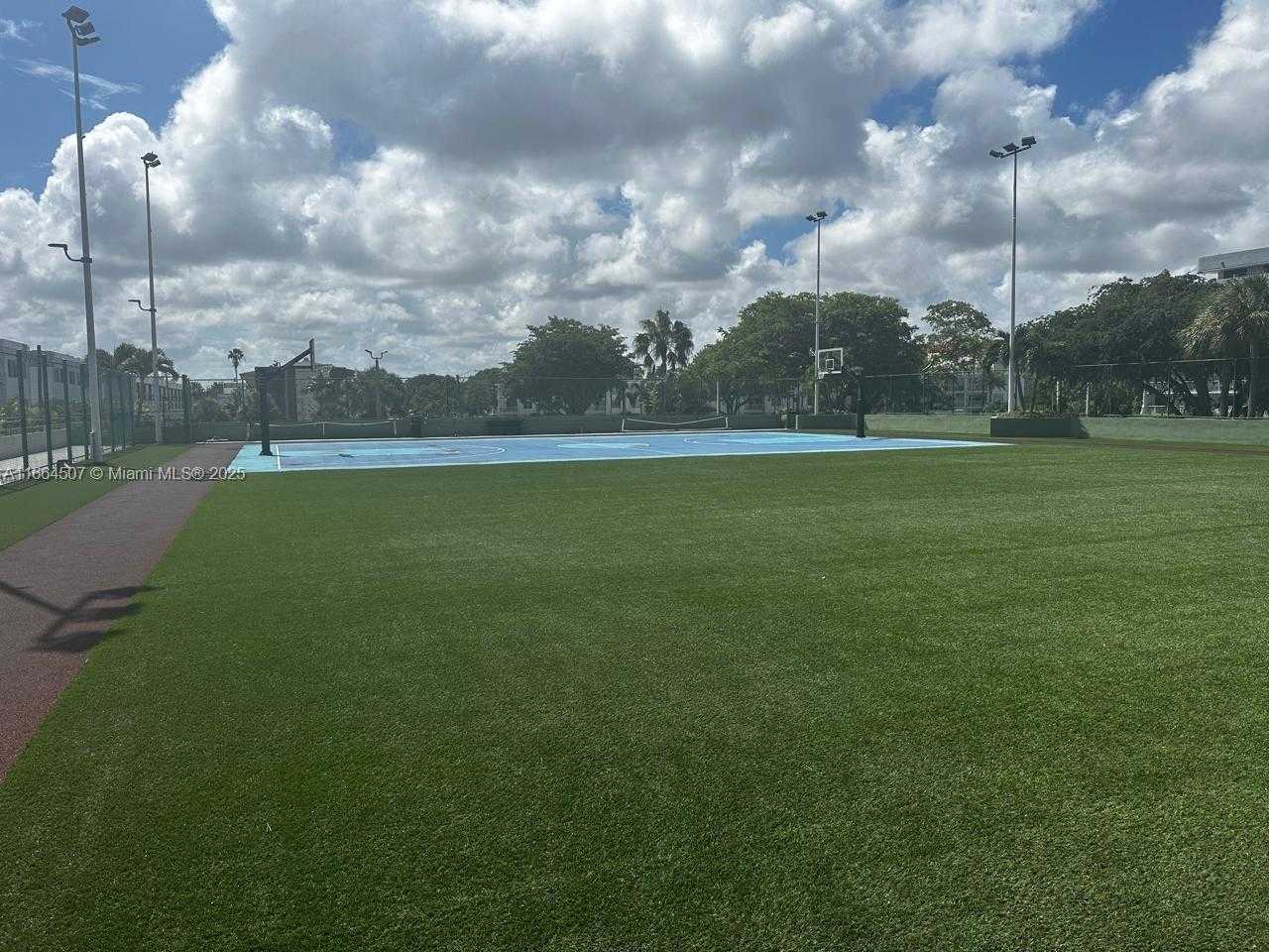 Small Image of 1800 NORTH EAST 114TH ST #401, Miami Number 15