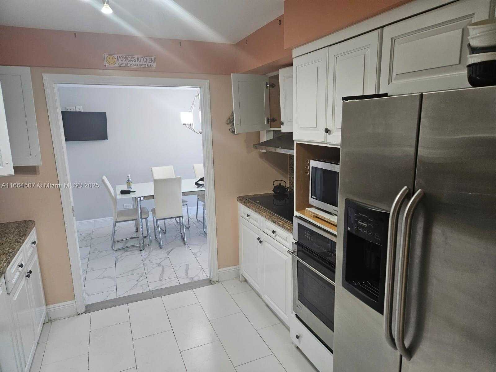 Small Image of 1800 NORTH EAST 114TH ST #401, Miami Number 16