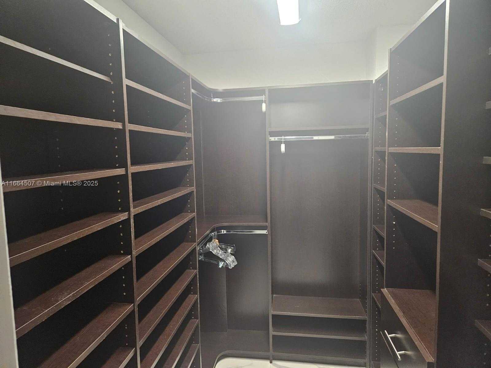 Small Image of 1800 NORTH EAST 114TH ST #401, Miami Number 23