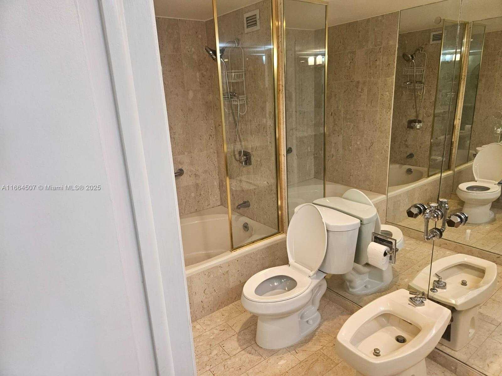 Small Image of 1800 NORTH EAST 114TH ST #401, Miami Number 27
