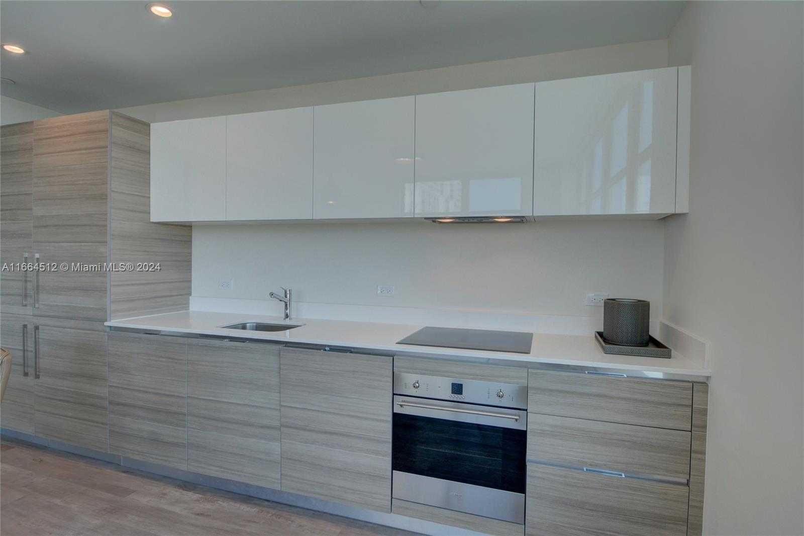 Small Image of 777 NORTH OCEAN DR #N331, Hollywood Number 22