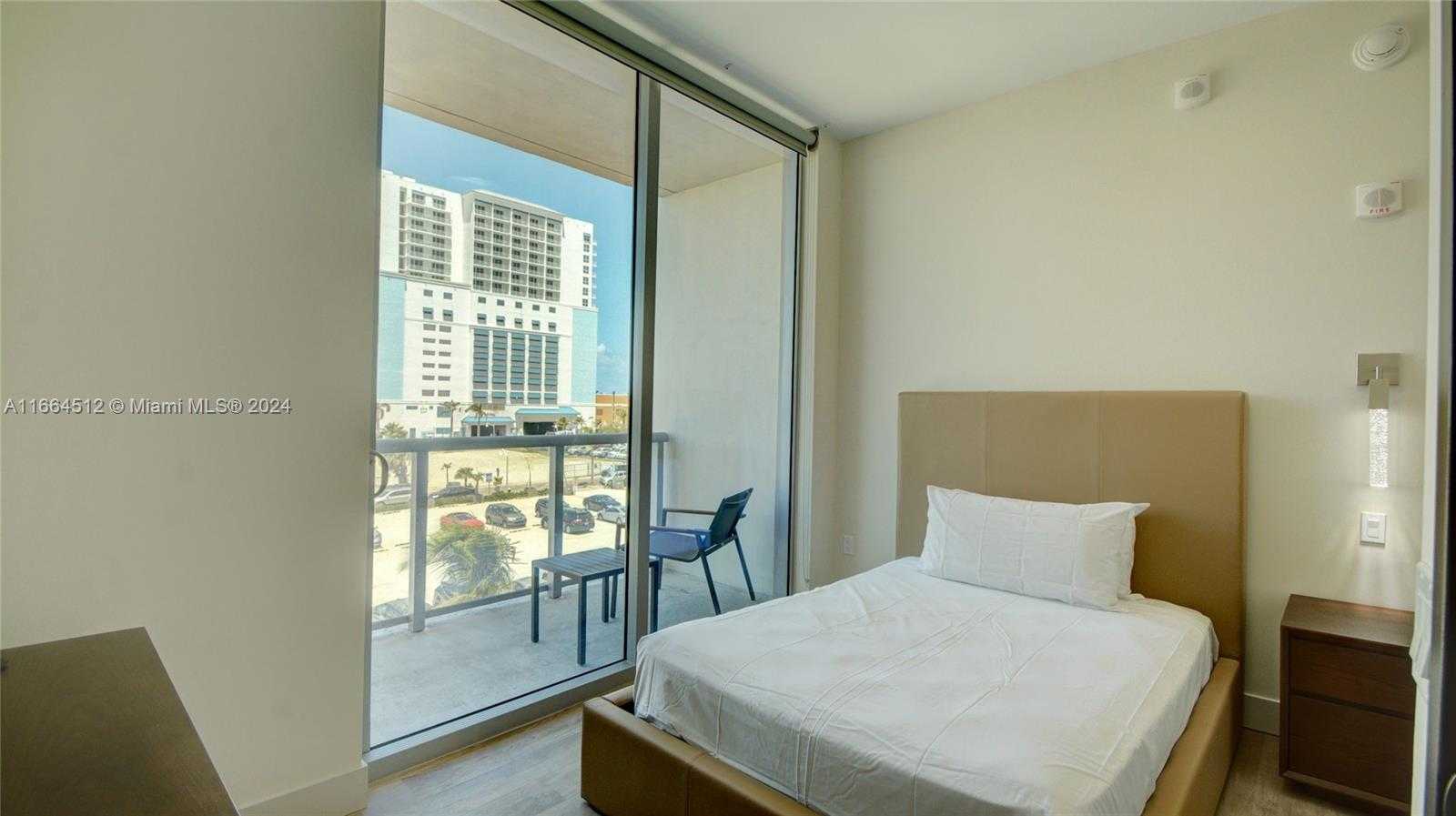 Small Image of 777 NORTH OCEAN DR #N331, Hollywood Number 6