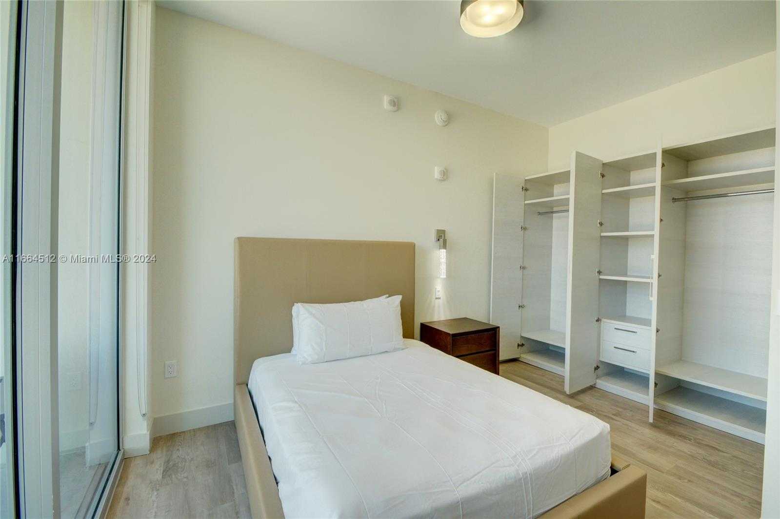 Small Image of 777 NORTH OCEAN DR #N331, Hollywood Number 7