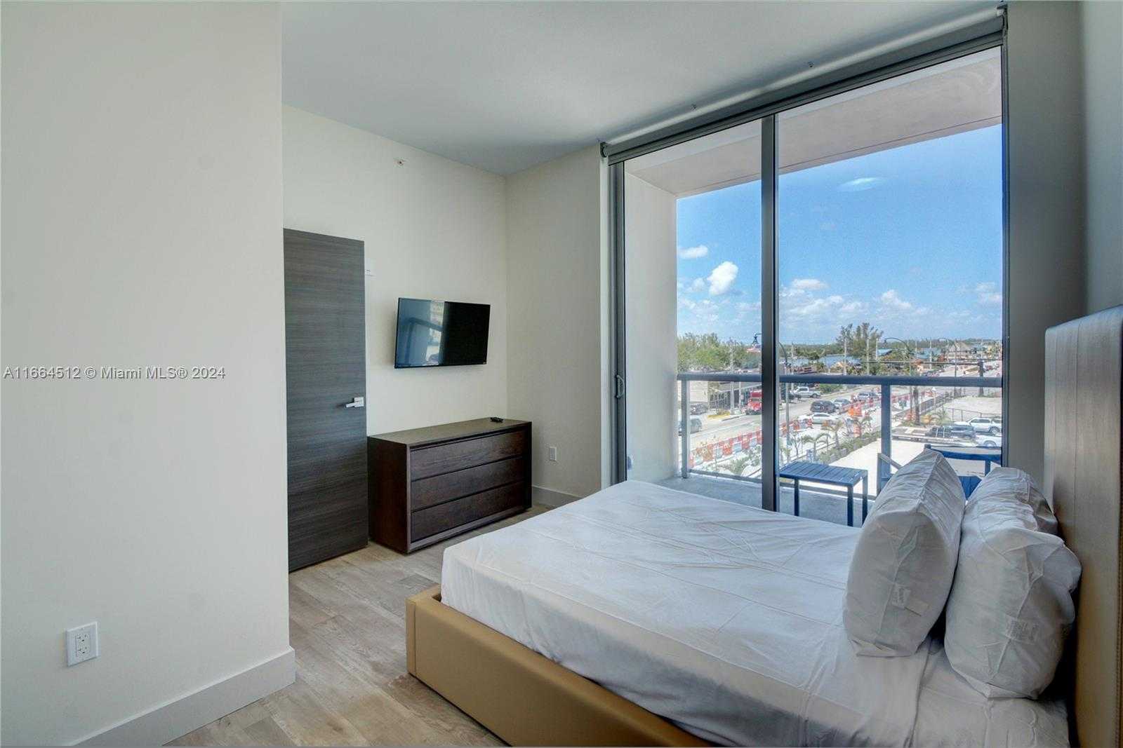 Small Image of 777 NORTH OCEAN DR #N331, Hollywood Number 8