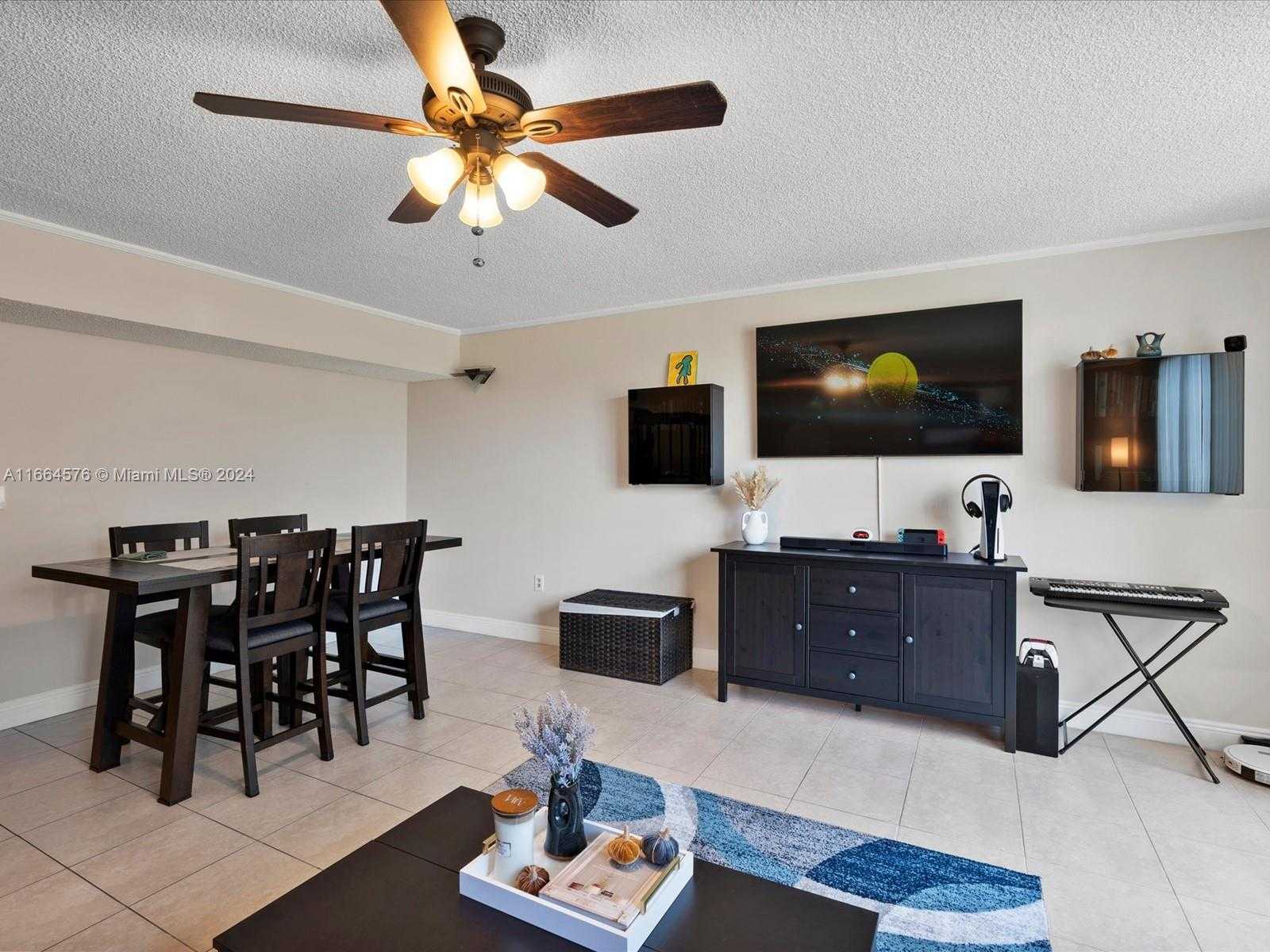 Small Image of 8401 WEST SAMPLE RD #28, Coral Springs Number 3