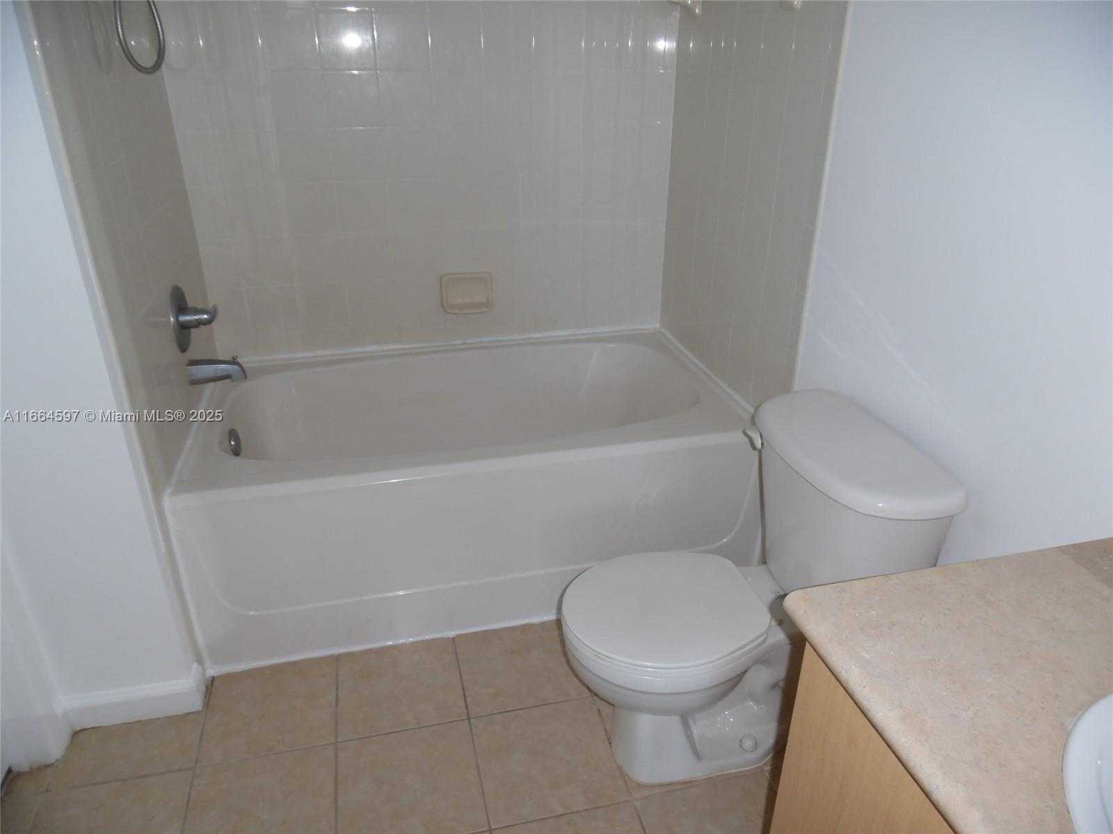 Small Image of 1919 VAN BUREN ST #516A, Hollywood Number 21