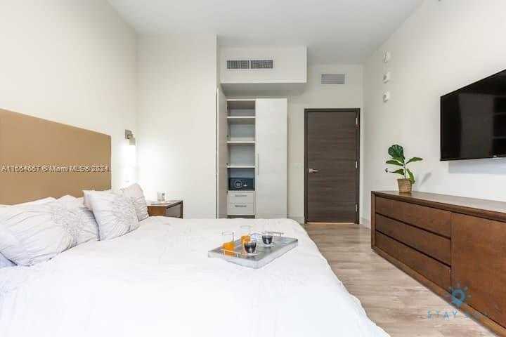Small Image of 777 NORTH OCEAN DR #S306, Hollywood Number 7