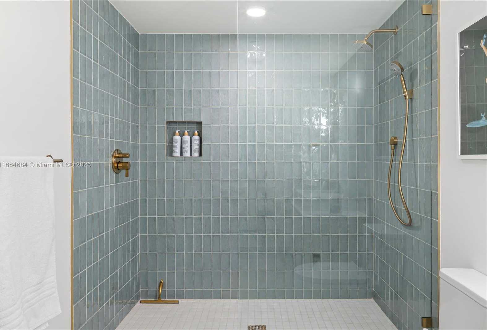 Small Image of 159 NORTH EAST 6TH ST #2716, Miami Number 16