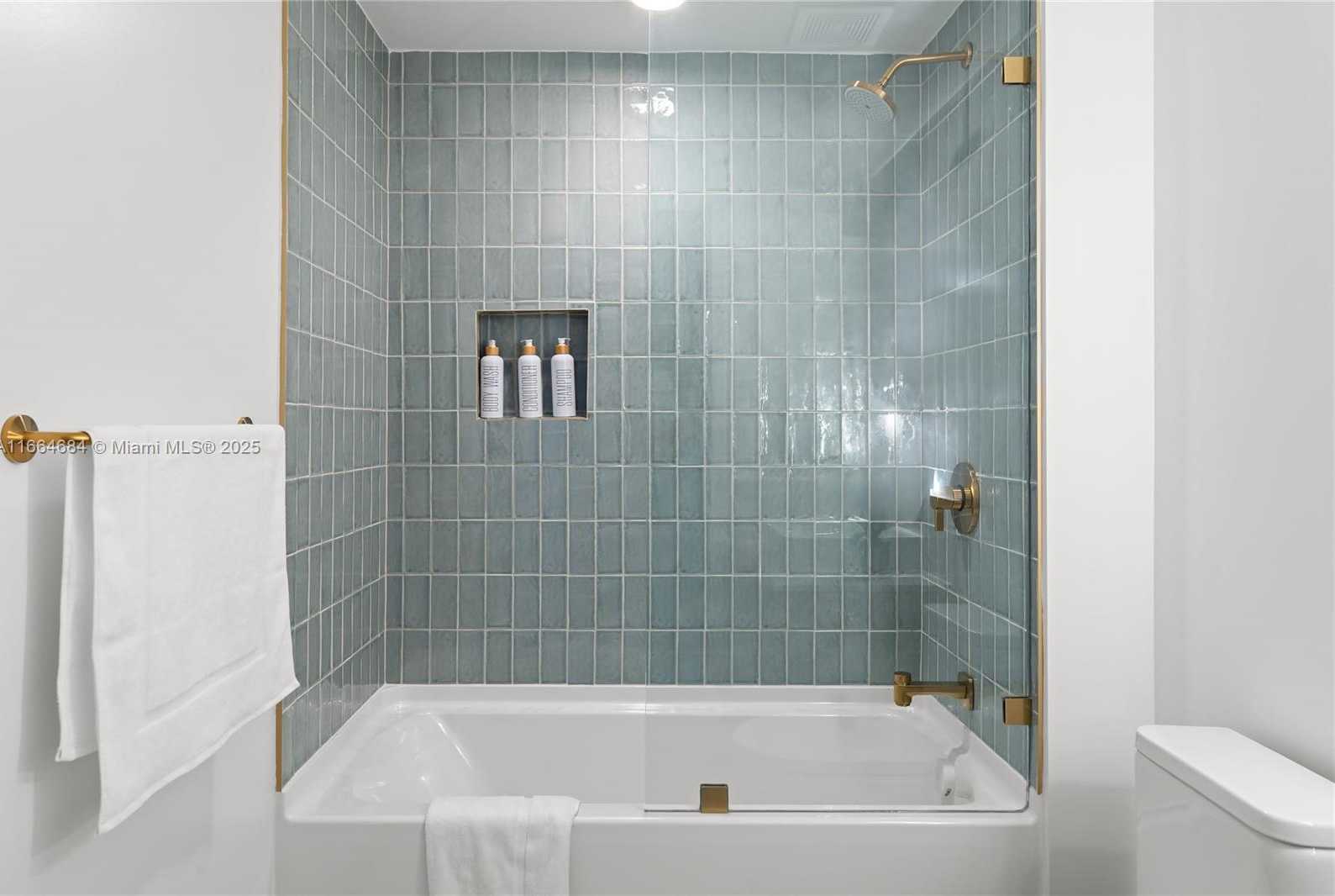 Small Image of 159 NORTH EAST 6TH ST #2716, Miami Number 30