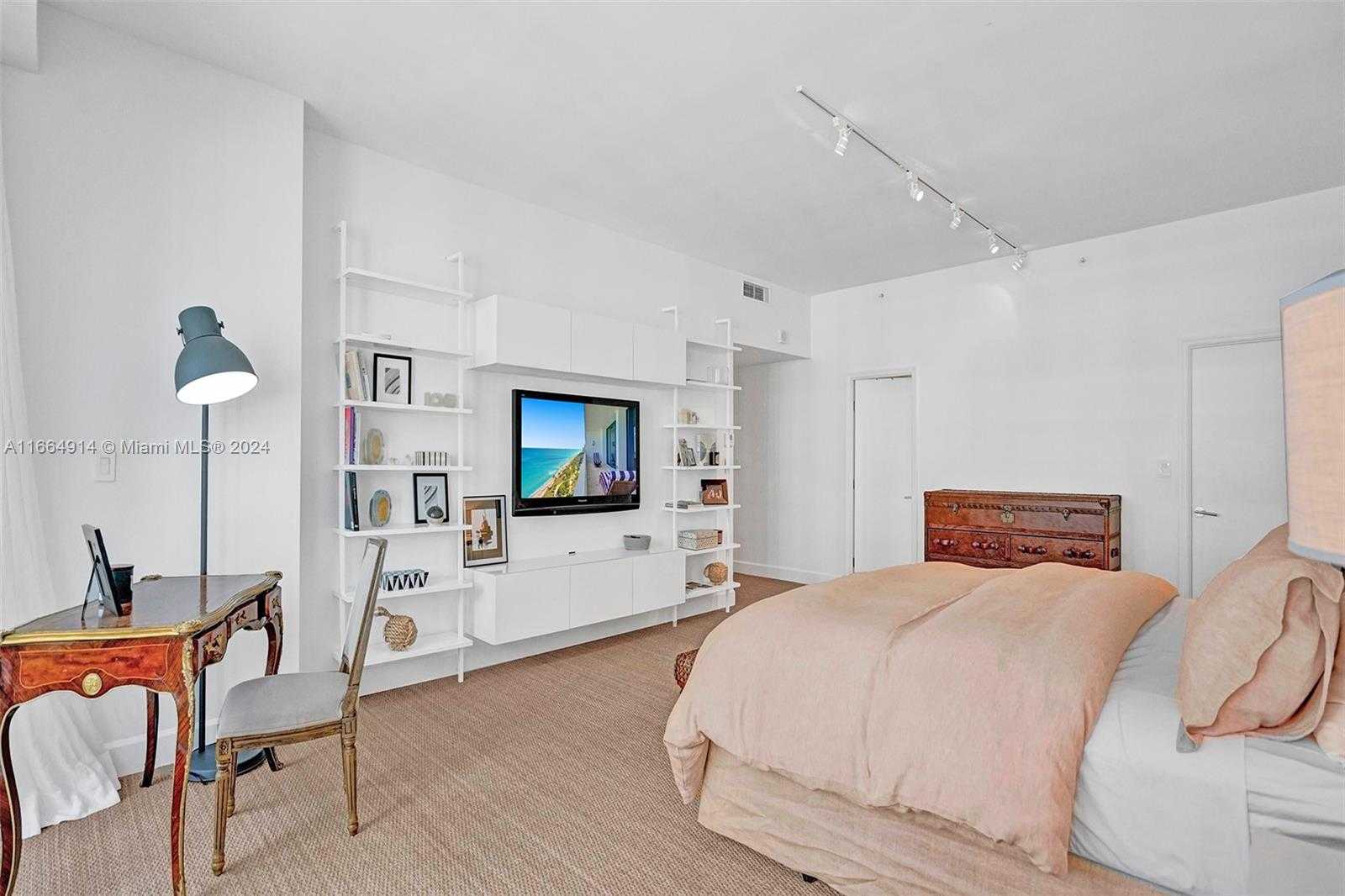 Small Image of 10205 COLLINS AVE #P8, Bal Harbour Number 36