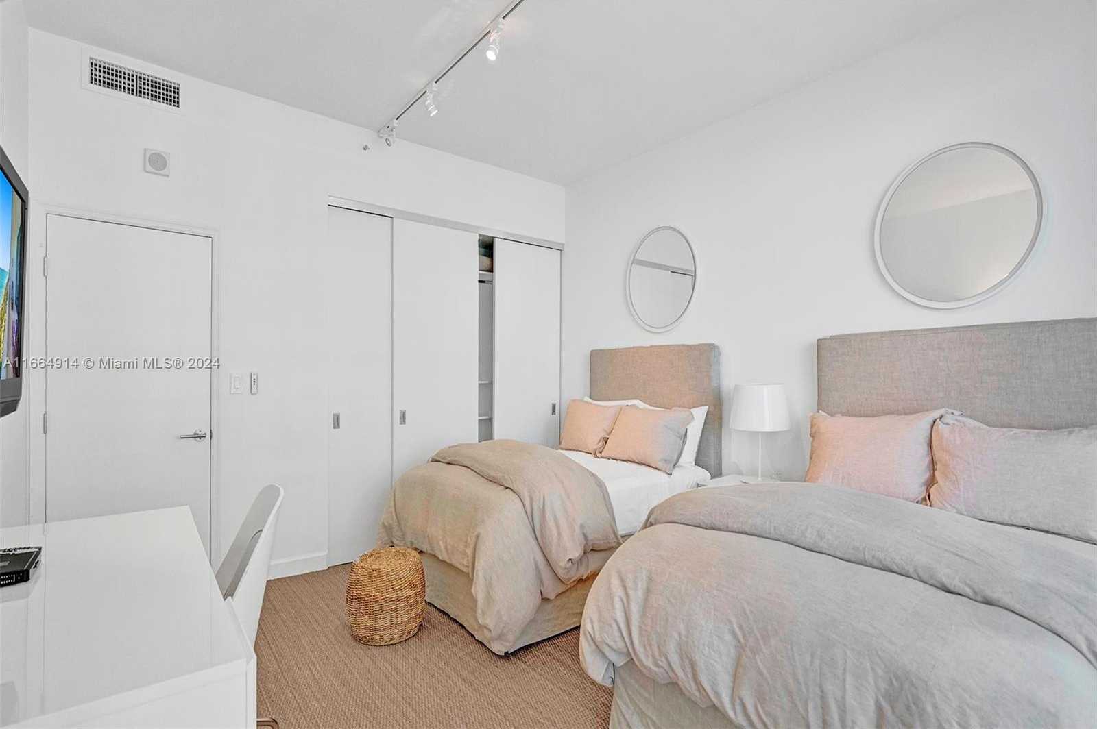 Small Image of 10205 COLLINS AVE #P8, Bal Harbour Number 46