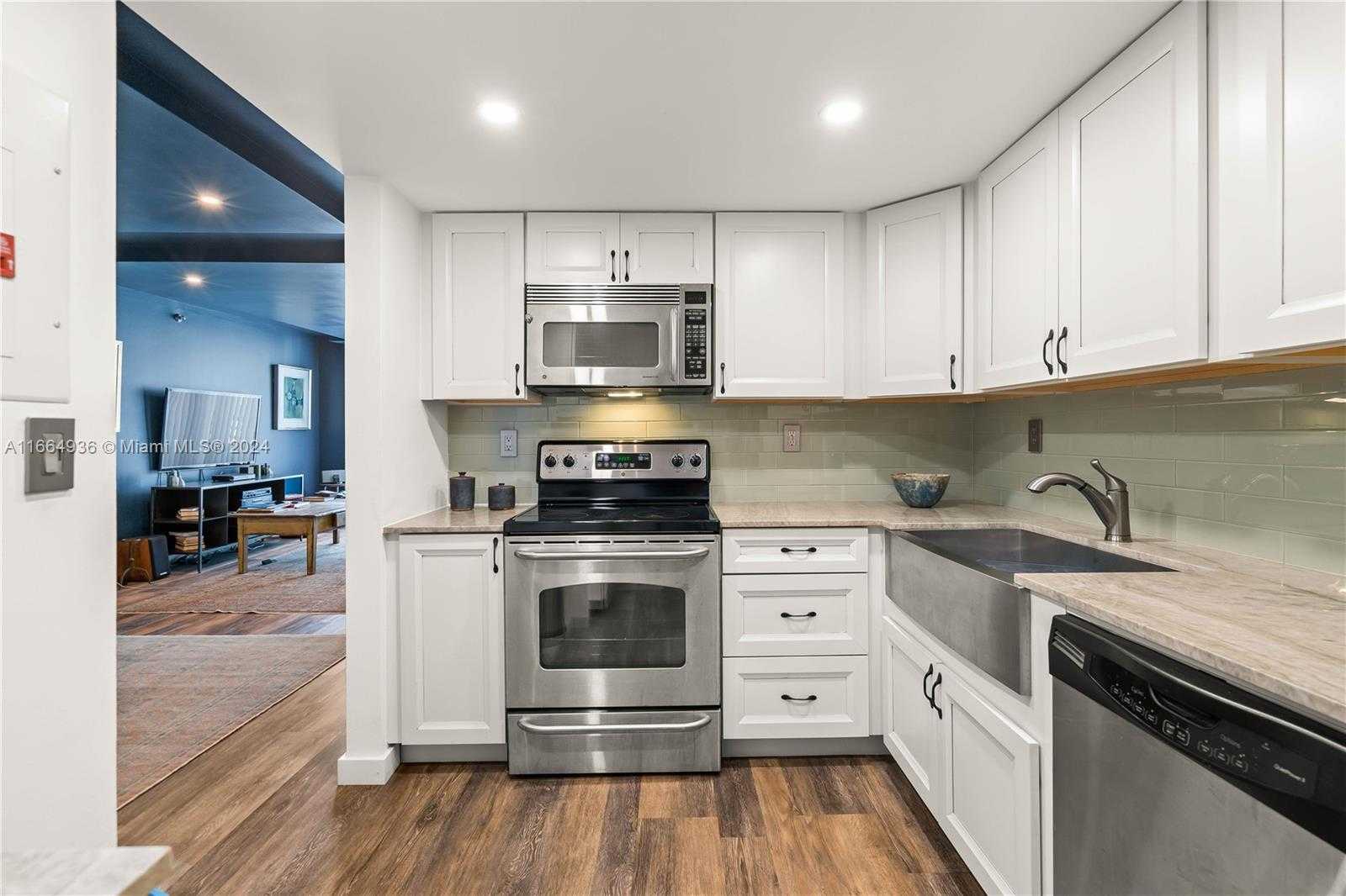 Small Image of 3300 NORTH EAST 192ND ST #1915, Aventura Number 10