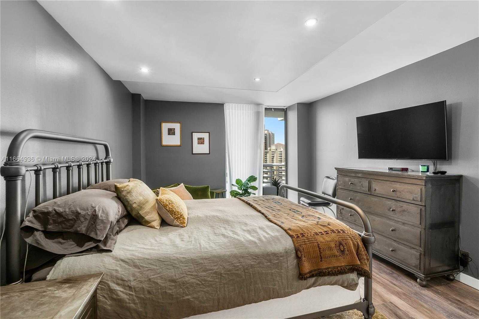 Small Image of 3300 NORTH EAST 192ND ST #1915, Aventura Number 14
