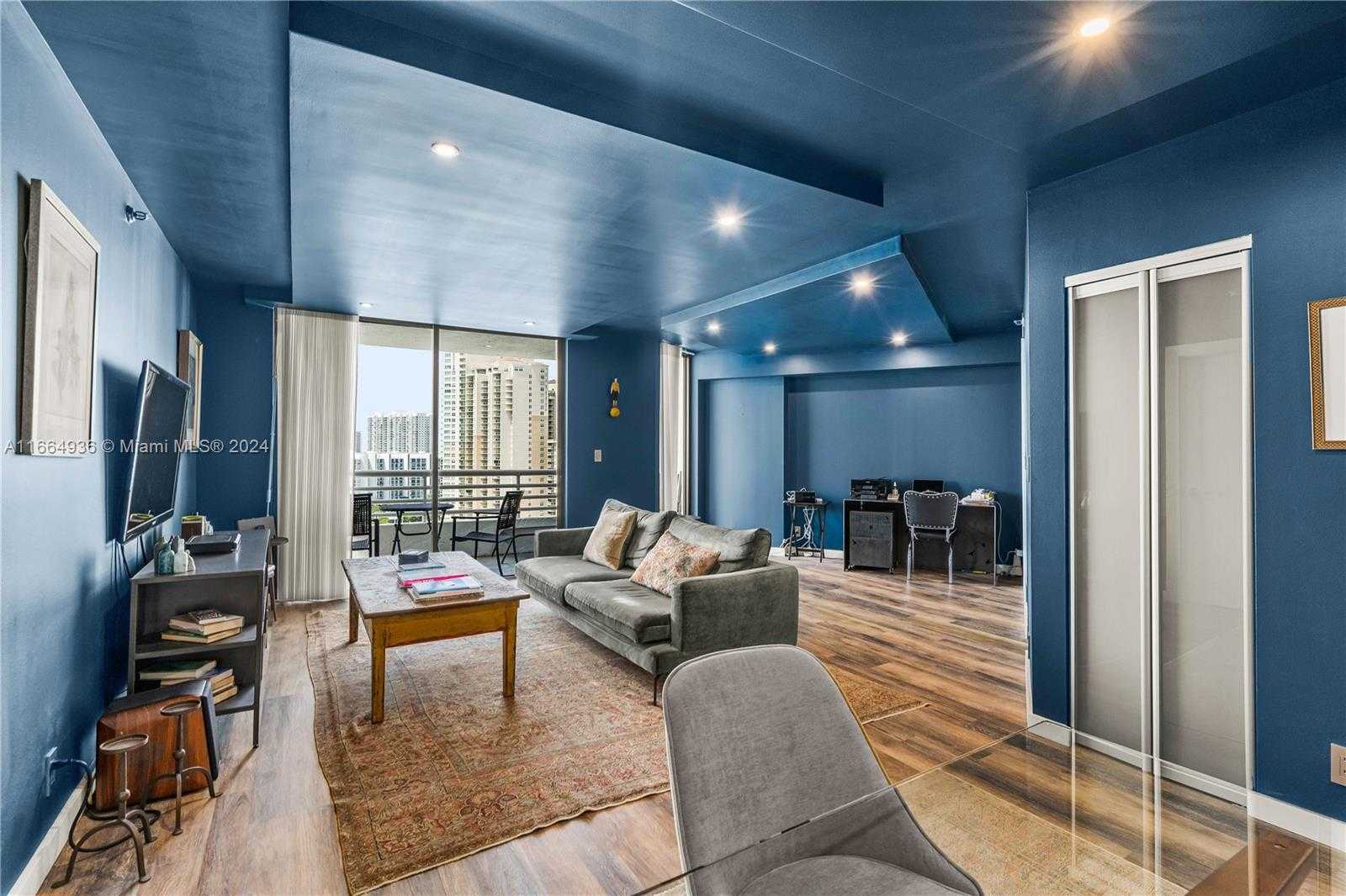 Small Image of 3300 NORTH EAST 192ND ST #1915, Aventura Number 2
