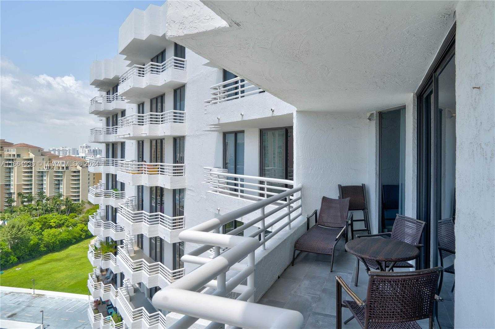 Small Image of 3300 NORTH EAST 192ND ST #1915, Aventura Number 5