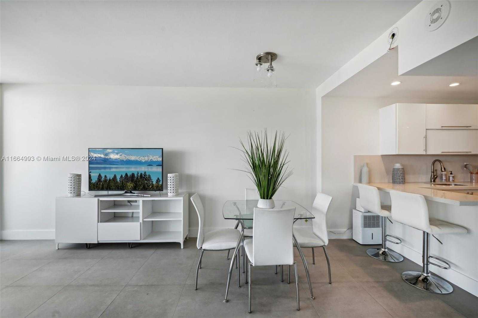Small Image of 100 LINCOLN RD #804, Miami Beach Number 13