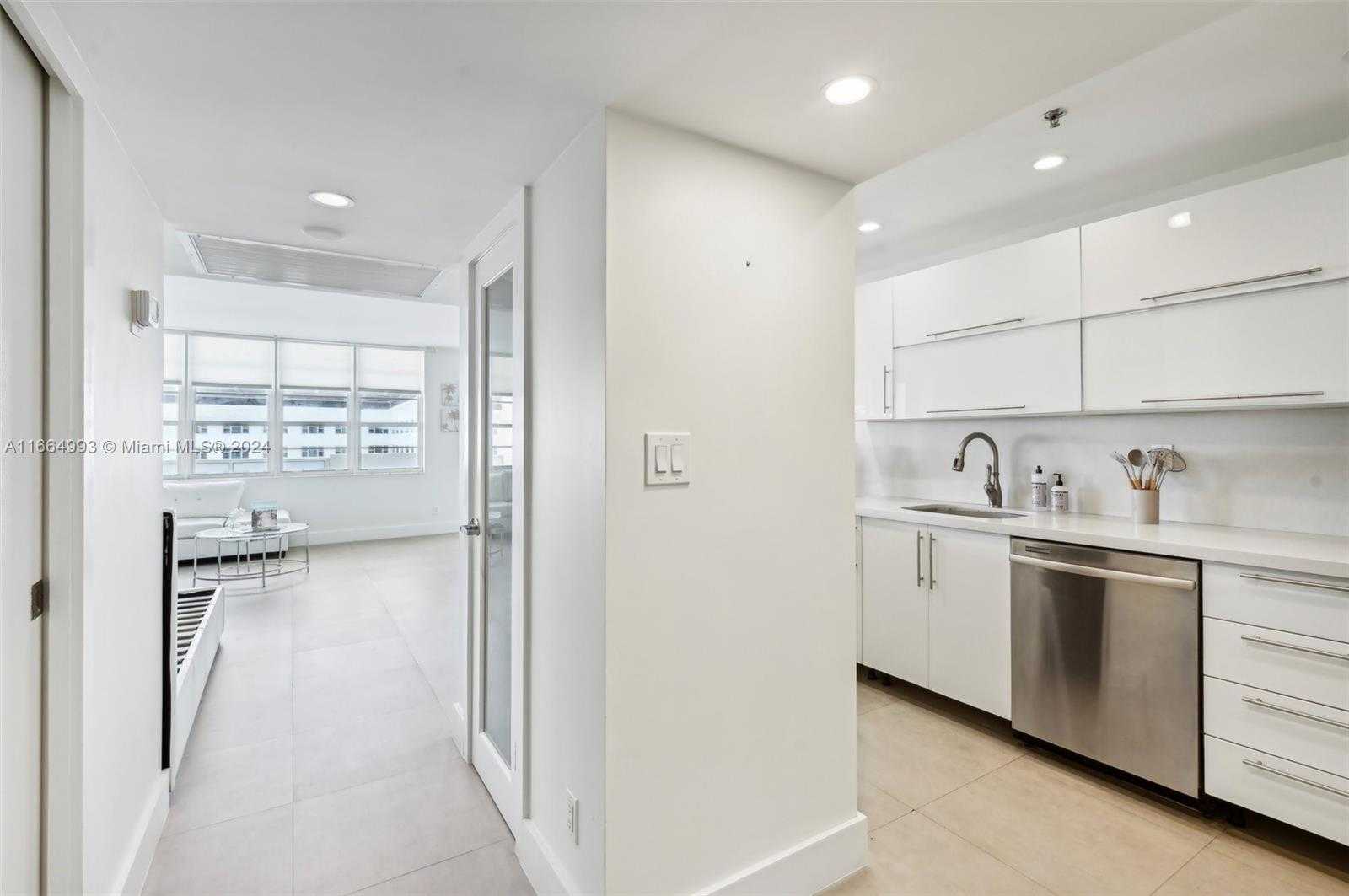 Small Image of 100 LINCOLN RD #804, Miami Beach Number 17