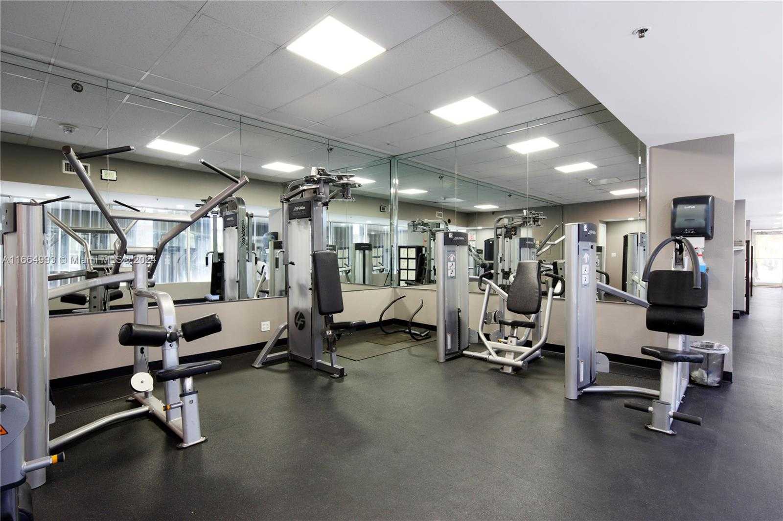 Small Image of 100 LINCOLN RD #804, Miami Beach Number 34