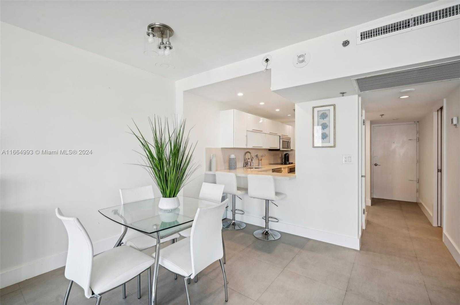 Small Image of 100 LINCOLN RD #804, Miami Beach Number 6