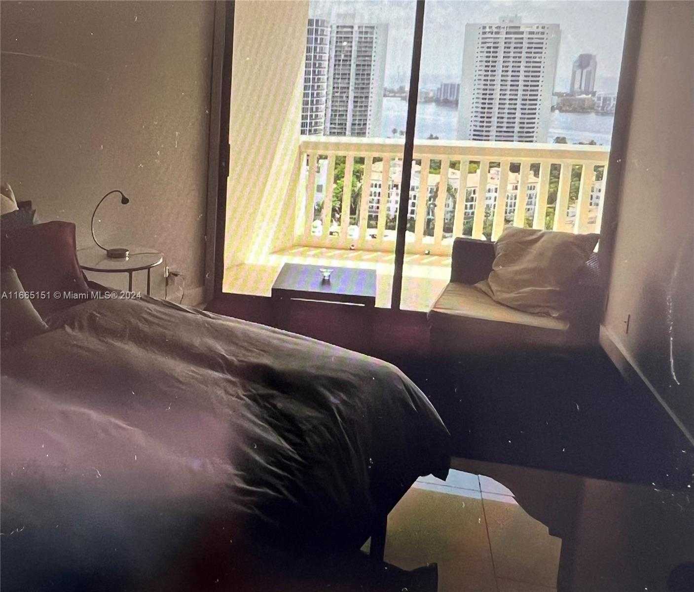 Small Image of 1000 ISLAND BLVD #2408, Aventura Number 14