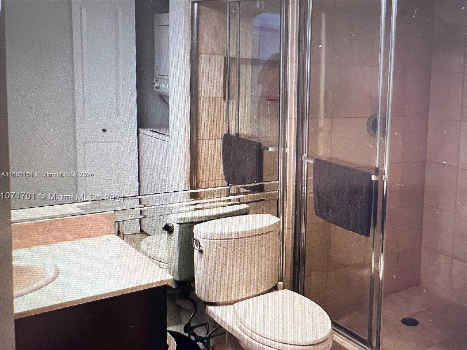 Small Image of 1000 ISLAND BLVD #2408, Aventura Number 16