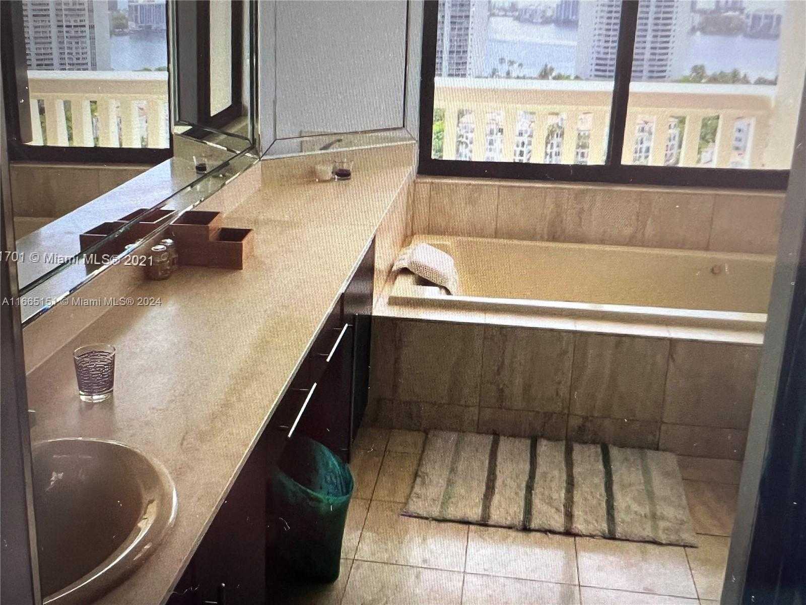 Small Image of 1000 ISLAND BLVD #2408, Aventura Number 9