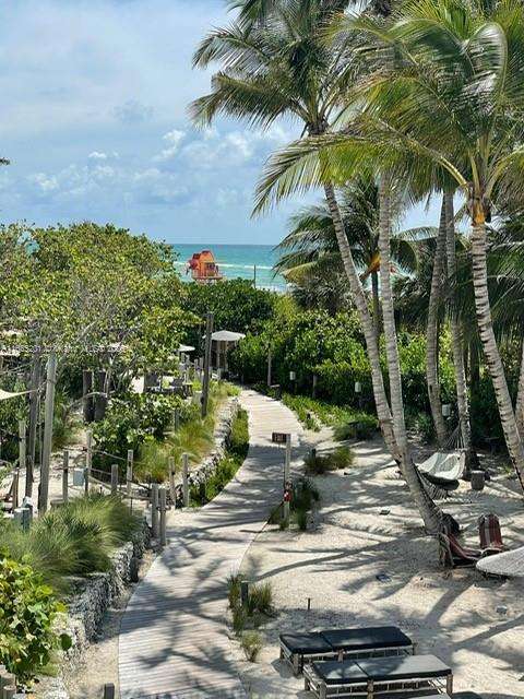 Small Image of 2301 COLLINS AV #429, Miami Beach Number 27