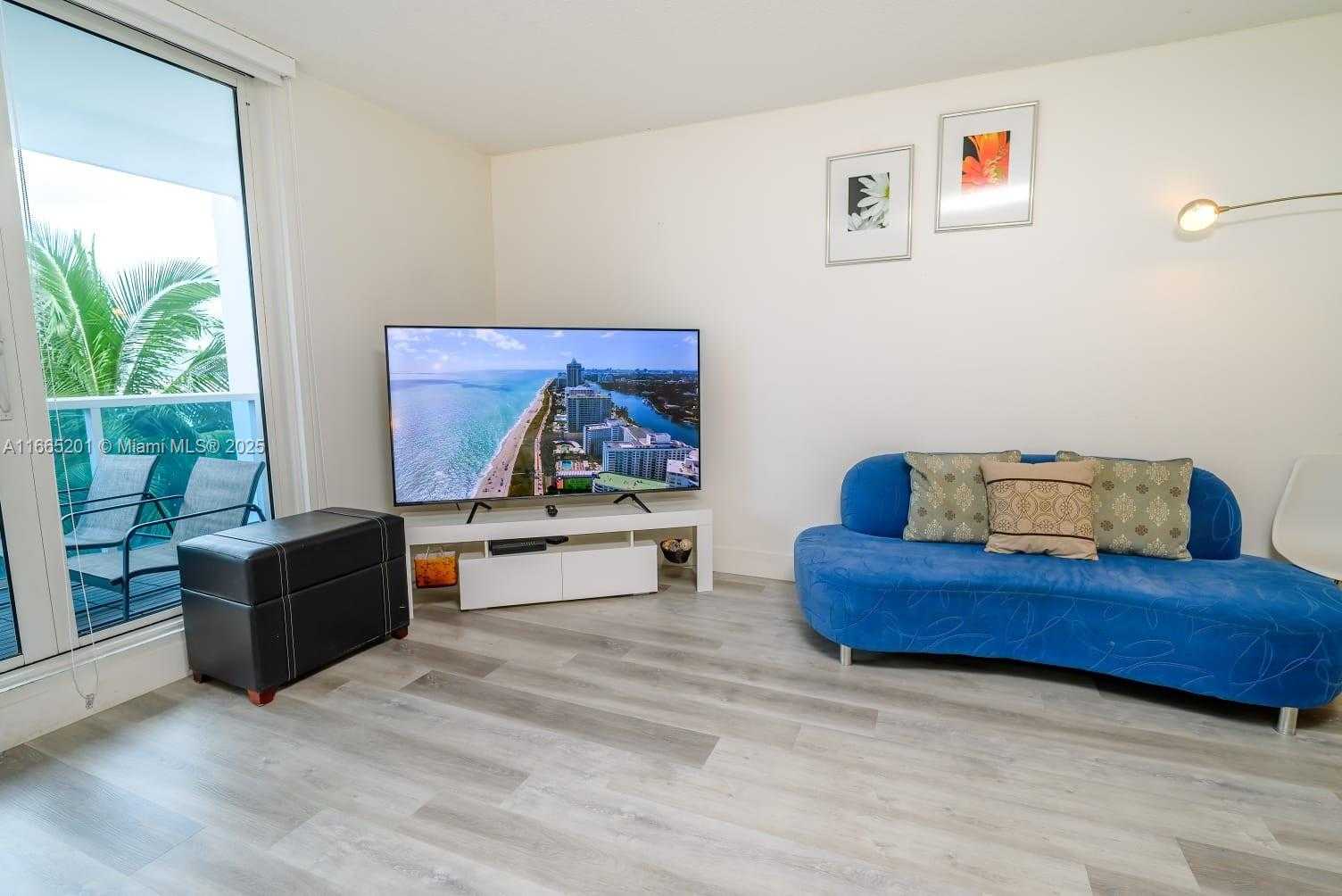 Small Image of 2301 COLLINS AV #429, Miami Beach Number 5