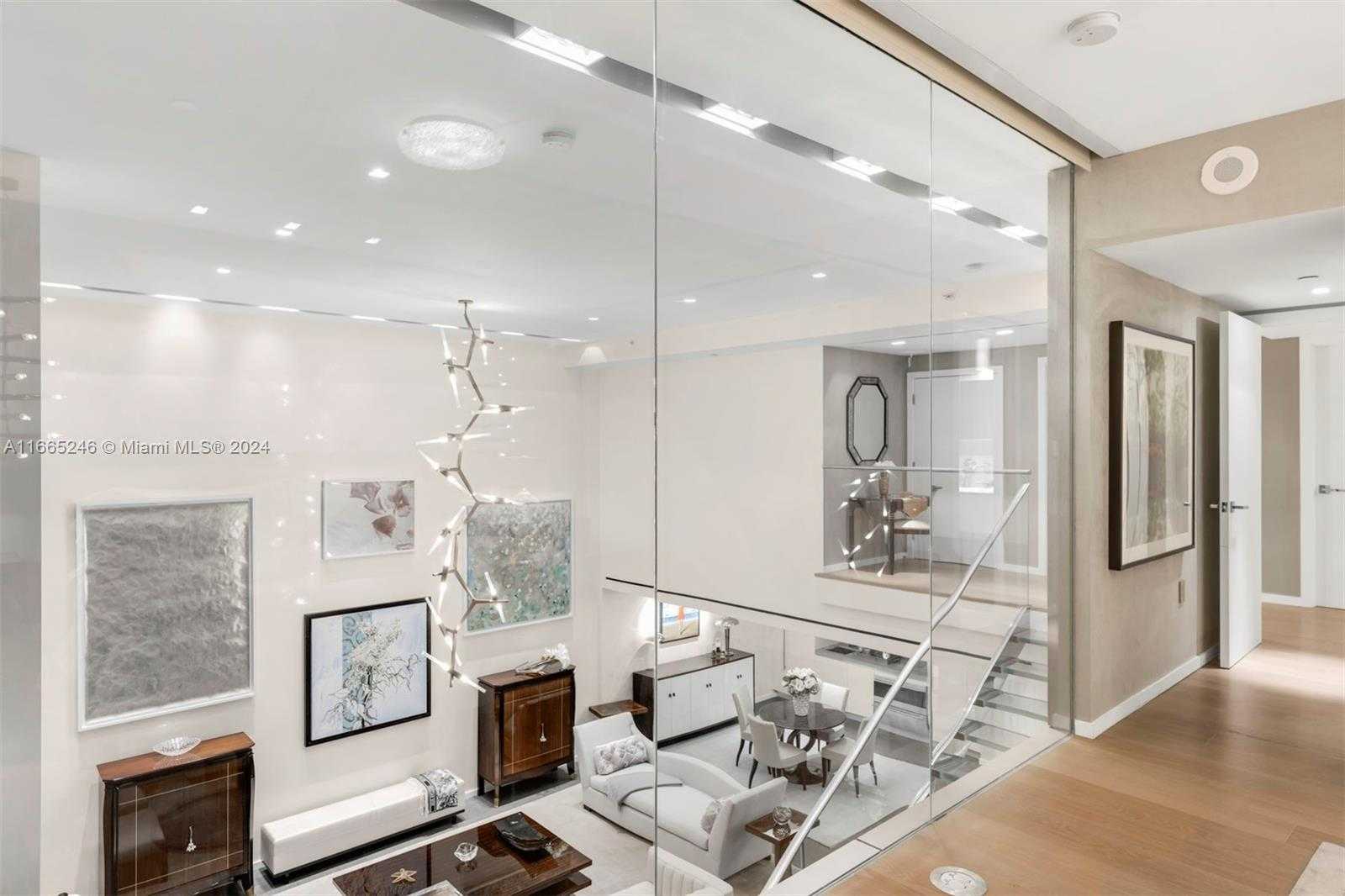 Small Image of 10 VENETIAN WAY #PH 2/3, Miami Beach Number 14