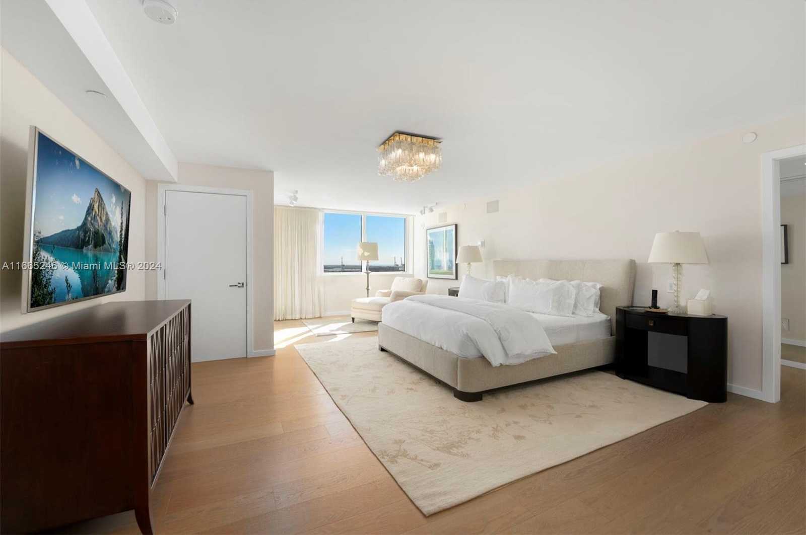 Small Image of 10 VENETIAN WAY #PH 2/3, Miami Beach Number 17