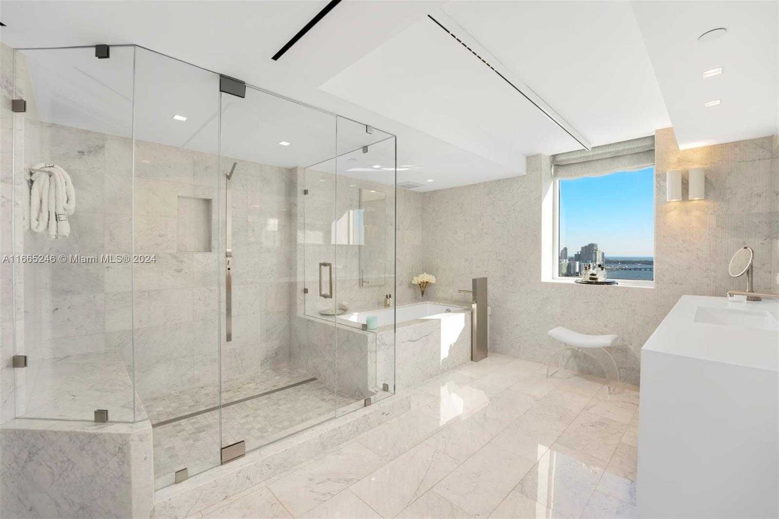 Small Image of 10 VENETIAN WAY #PH 2/3, Miami Beach Number 18