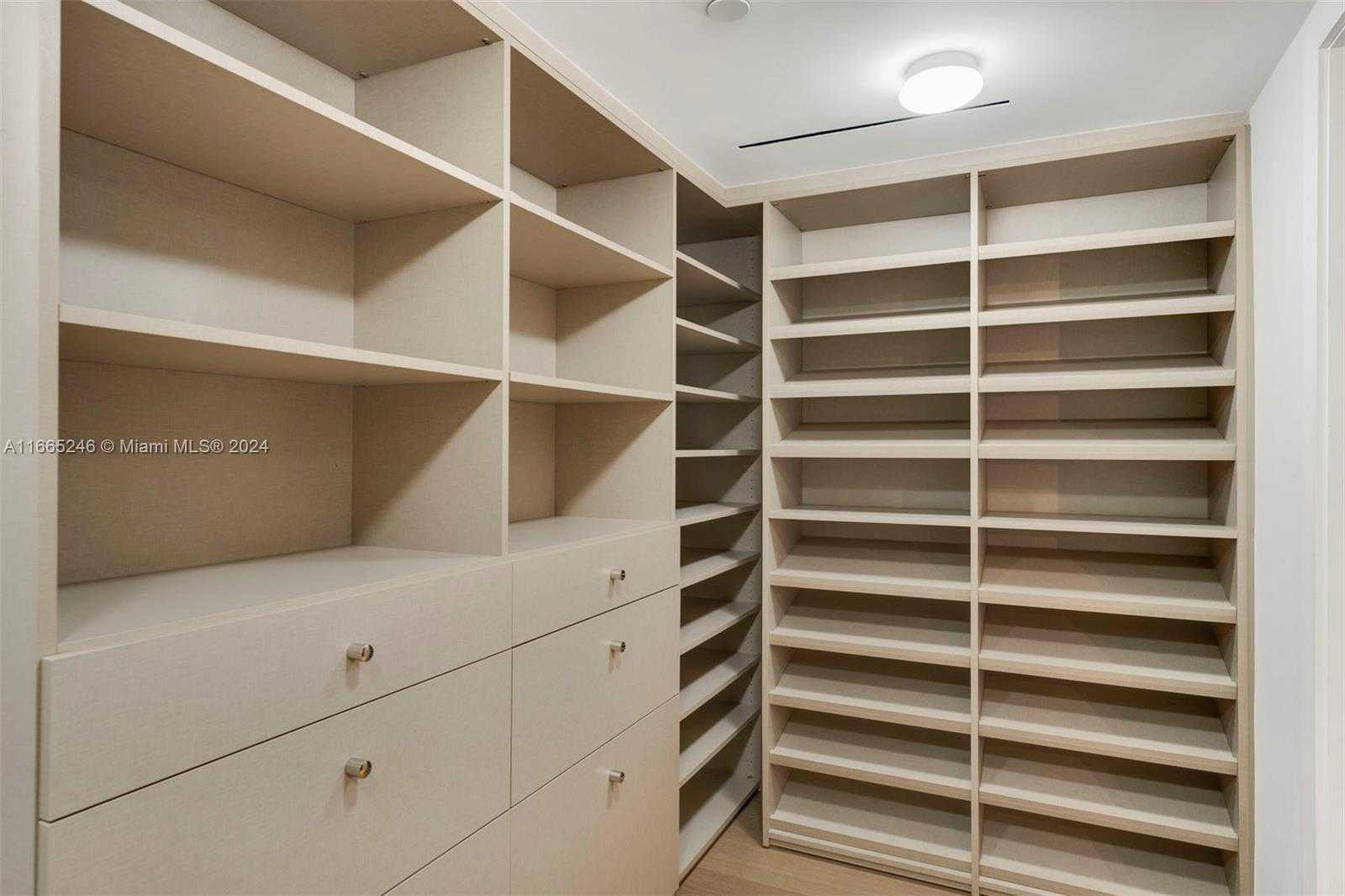 Small Image of 10 VENETIAN WAY #PH 2/3, Miami Beach Number 20