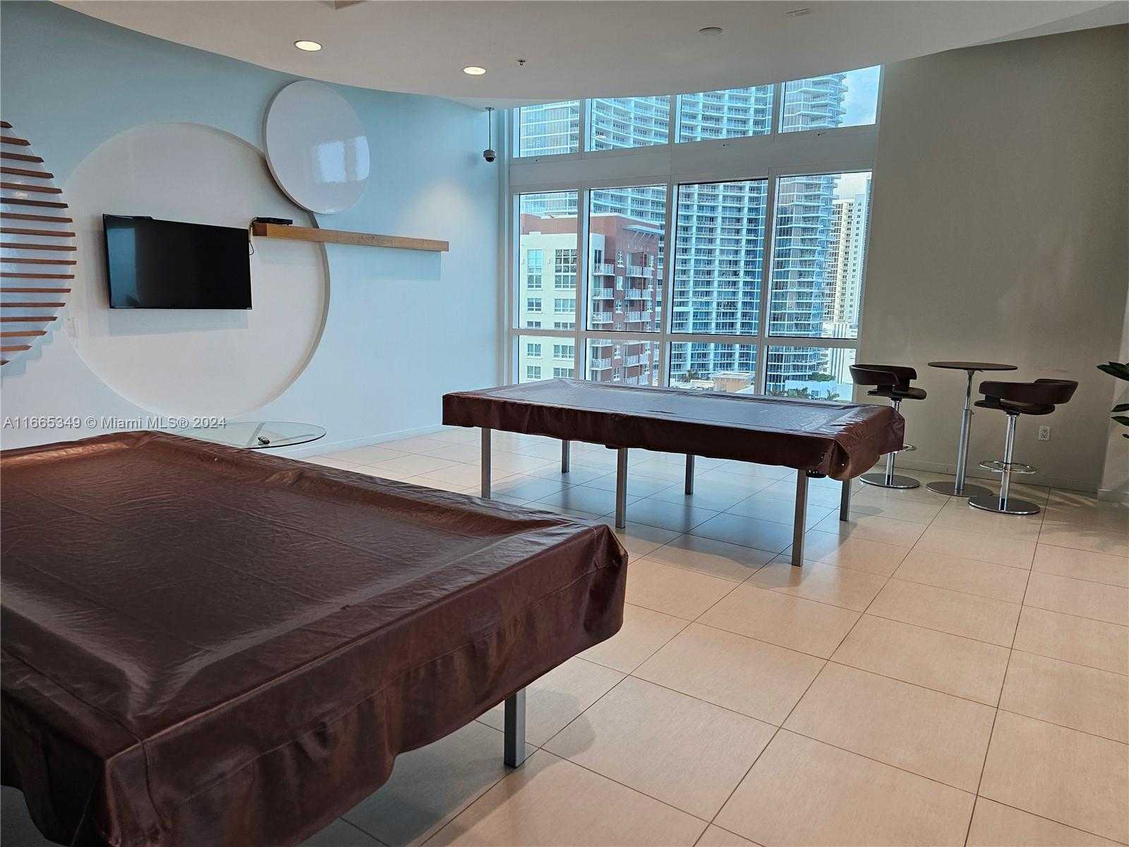 Small Image of 1900 NORTH BAYSHORE DR #1803, Miami Number 21