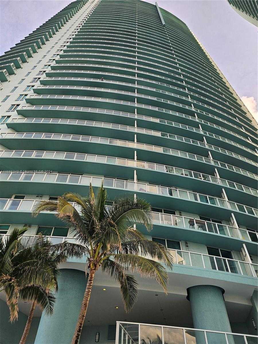 Small Image of 1900 NORTH BAYSHORE DR #1803, Miami Number 5