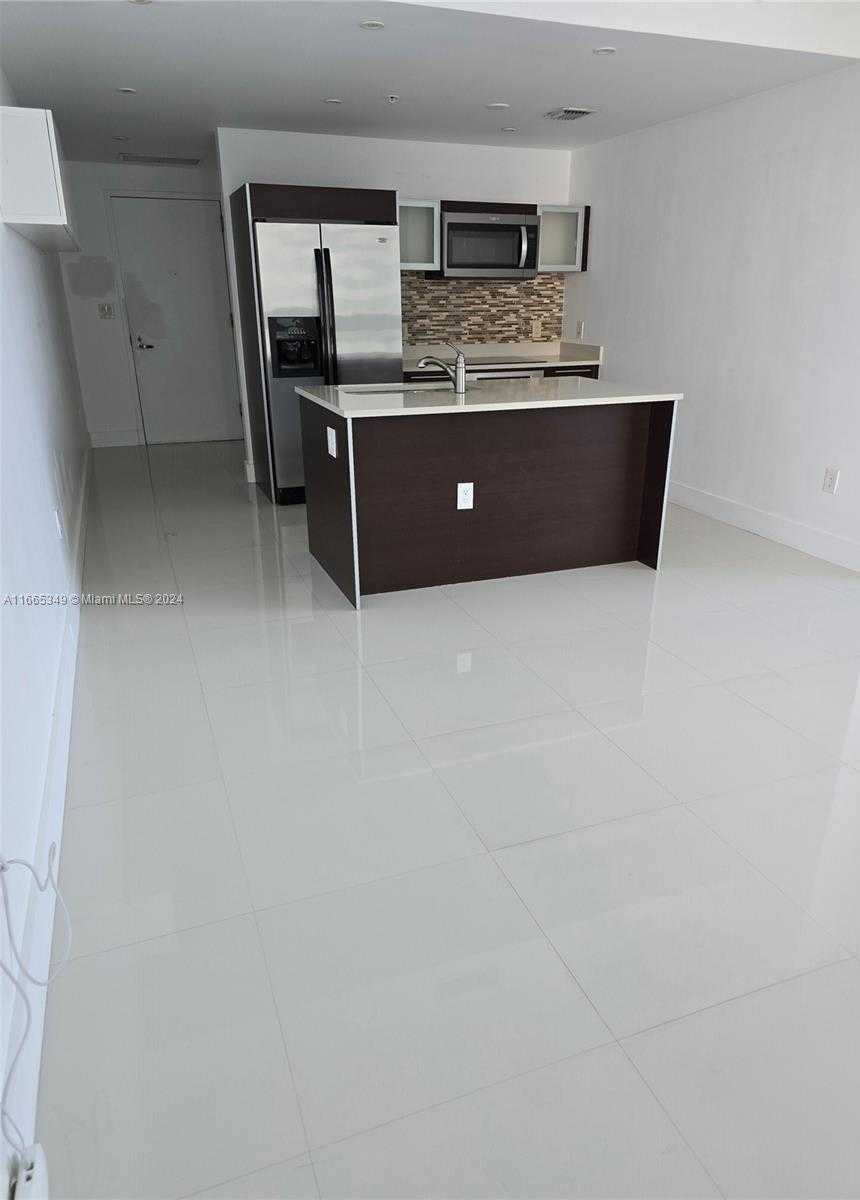 Small Image of 1900 NORTH BAYSHORE DR #1803, Miami Number 9