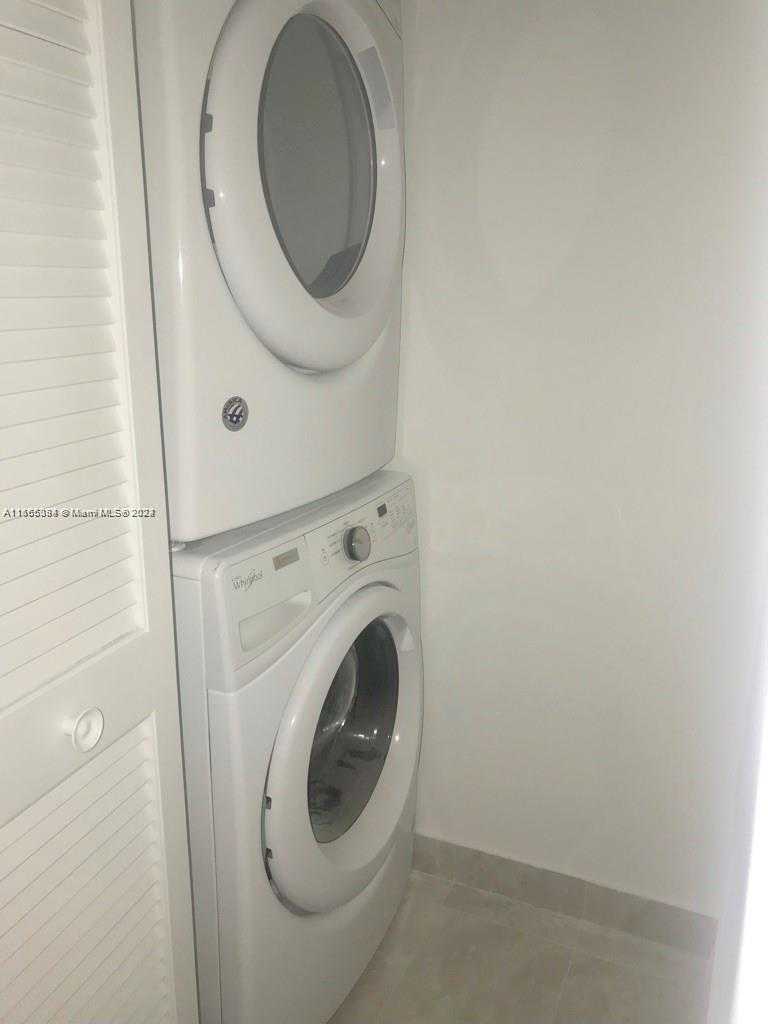 Small Image of 488 NORTH EAST 18TH ST #3000, Miami Number 15