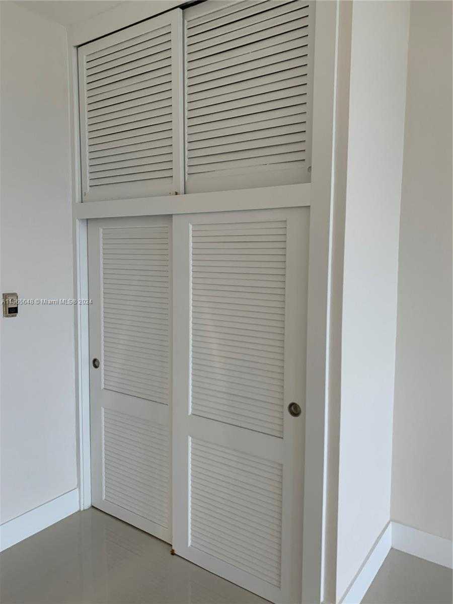 Small Image of 10185 COLLINS AVE #406, Bal Harbour Number 13