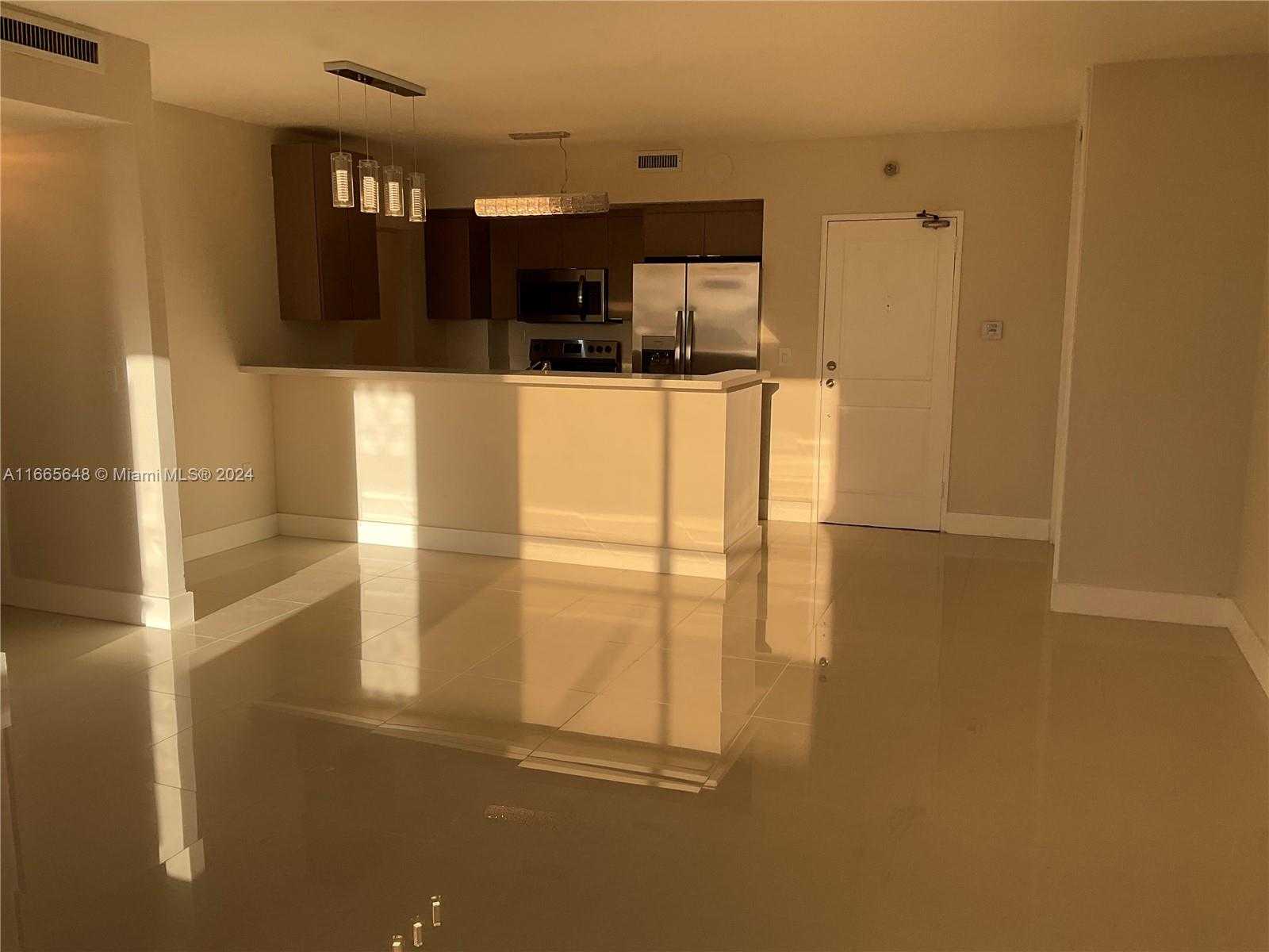 Small Image of 10185 COLLINS AVE #406, Bal Harbour Number 3