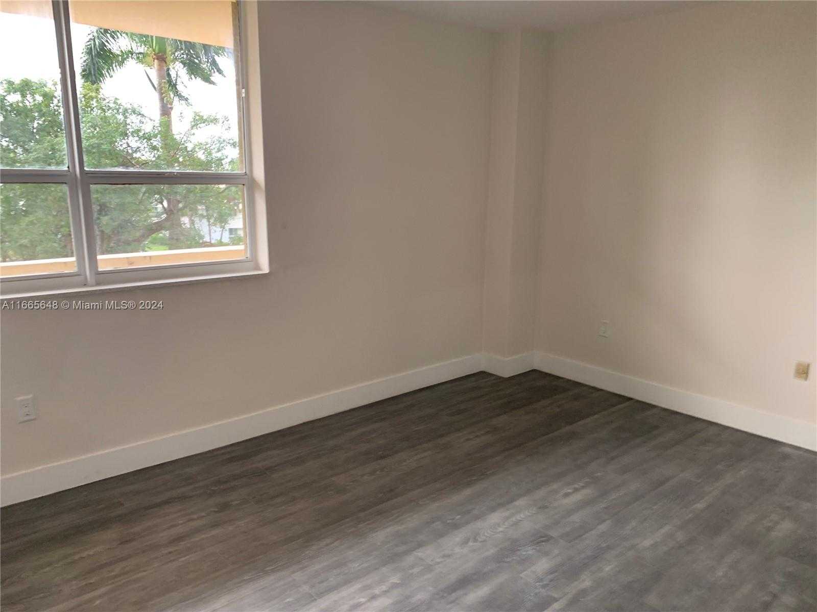 Small Image of 10185 COLLINS AVE #406, Bal Harbour Number 9